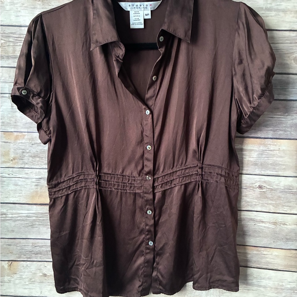 Studio Petites Womens Size Medium Short Sleeve Top Button Down Silk Brown Blouse